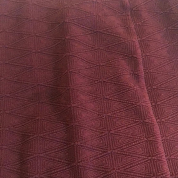 Motherhood Maternity Maroon Pencil Skirt Size S - Picture 3 of 3